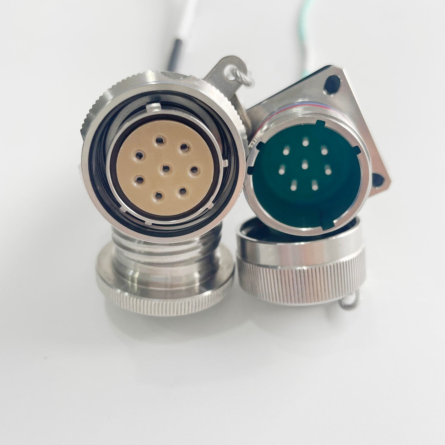 MIL-DTL-38999/26KD08B1N GJB599 /20KD08A1N Series Standard Circular Connectors Plug Fiber Optic Cable Assembly