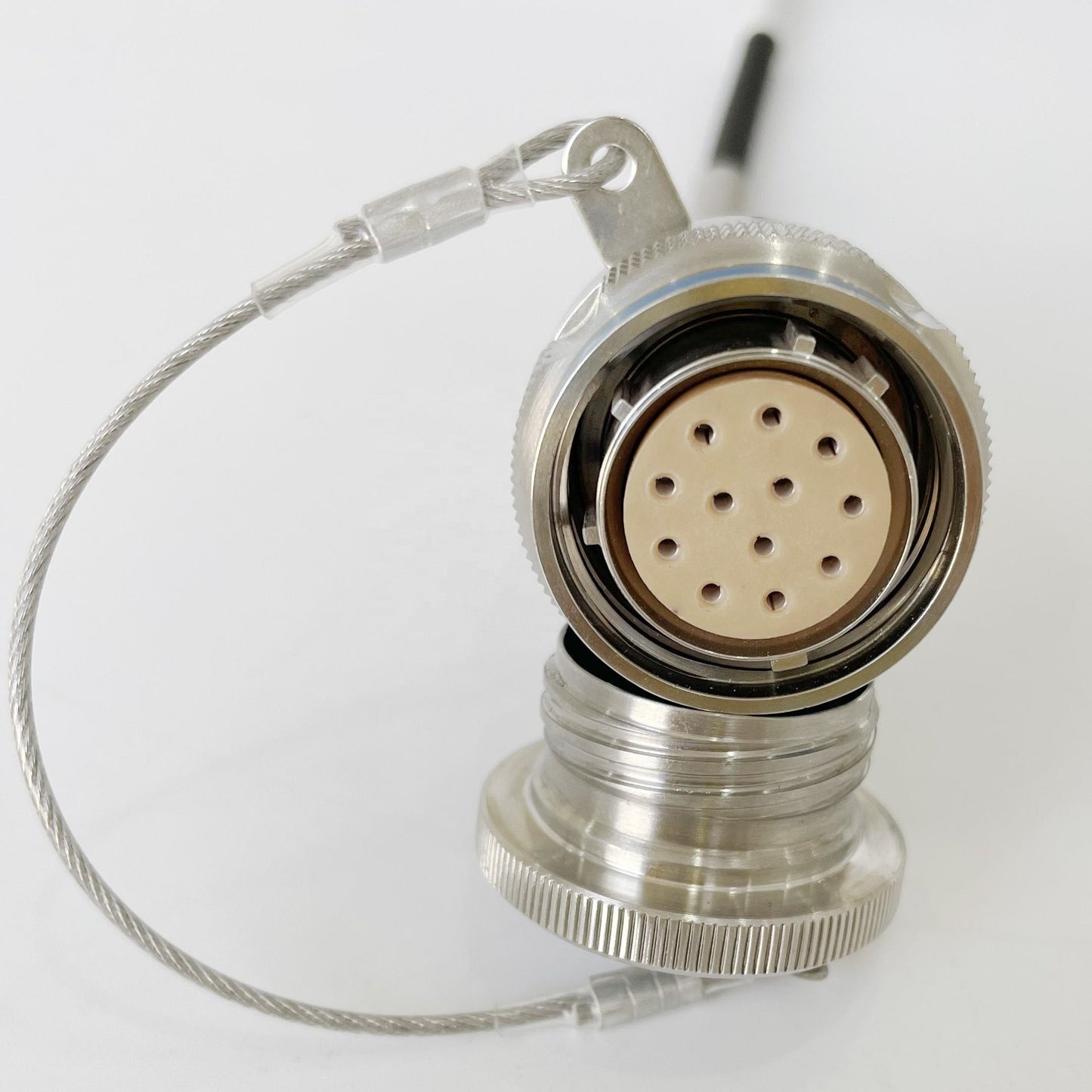 D38999/26KD12B1N GJB599 /20KD12A1N Series IP67 Waterproof Connectors Fiber Optic Cable Assembly