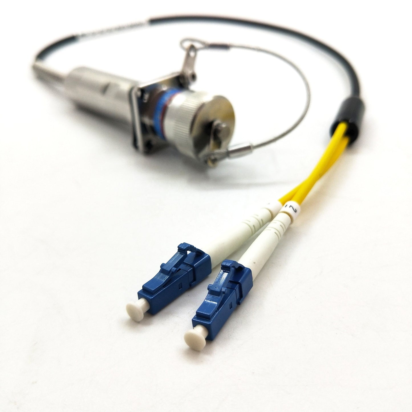 Outdoor Waterproof D38999 Arnica 801 2 Cores Socket with LC Optical Fiber Cable Connector