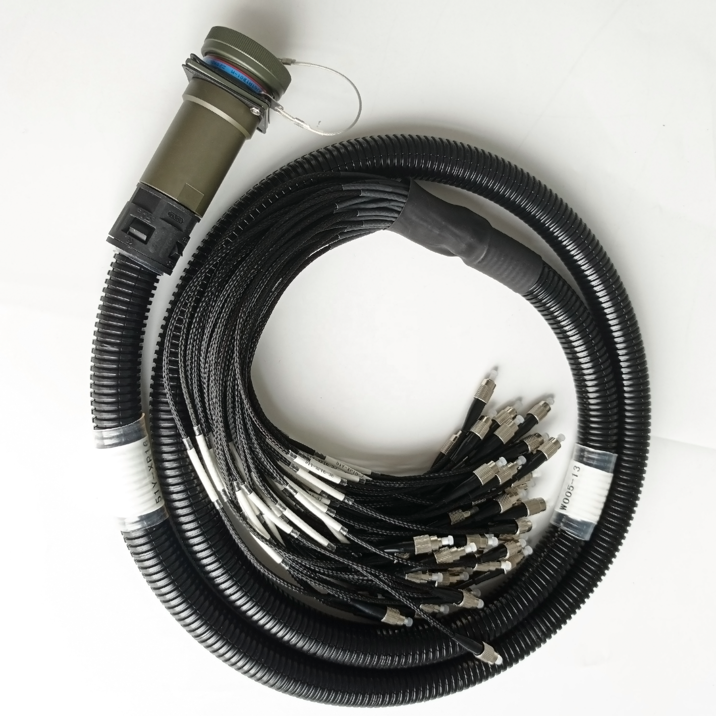 D38999 J599 ARINC801 Series Waterproof Connectors Fiber Optic Cable Assembly